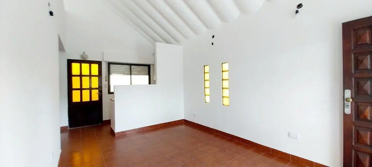 Dúplex 3 ambientes con Patio venta Lomas De Zamora 4