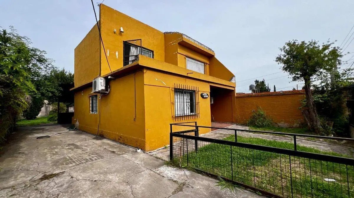 CASA 5 AMBIENTES VENTA EN GLEW 3
