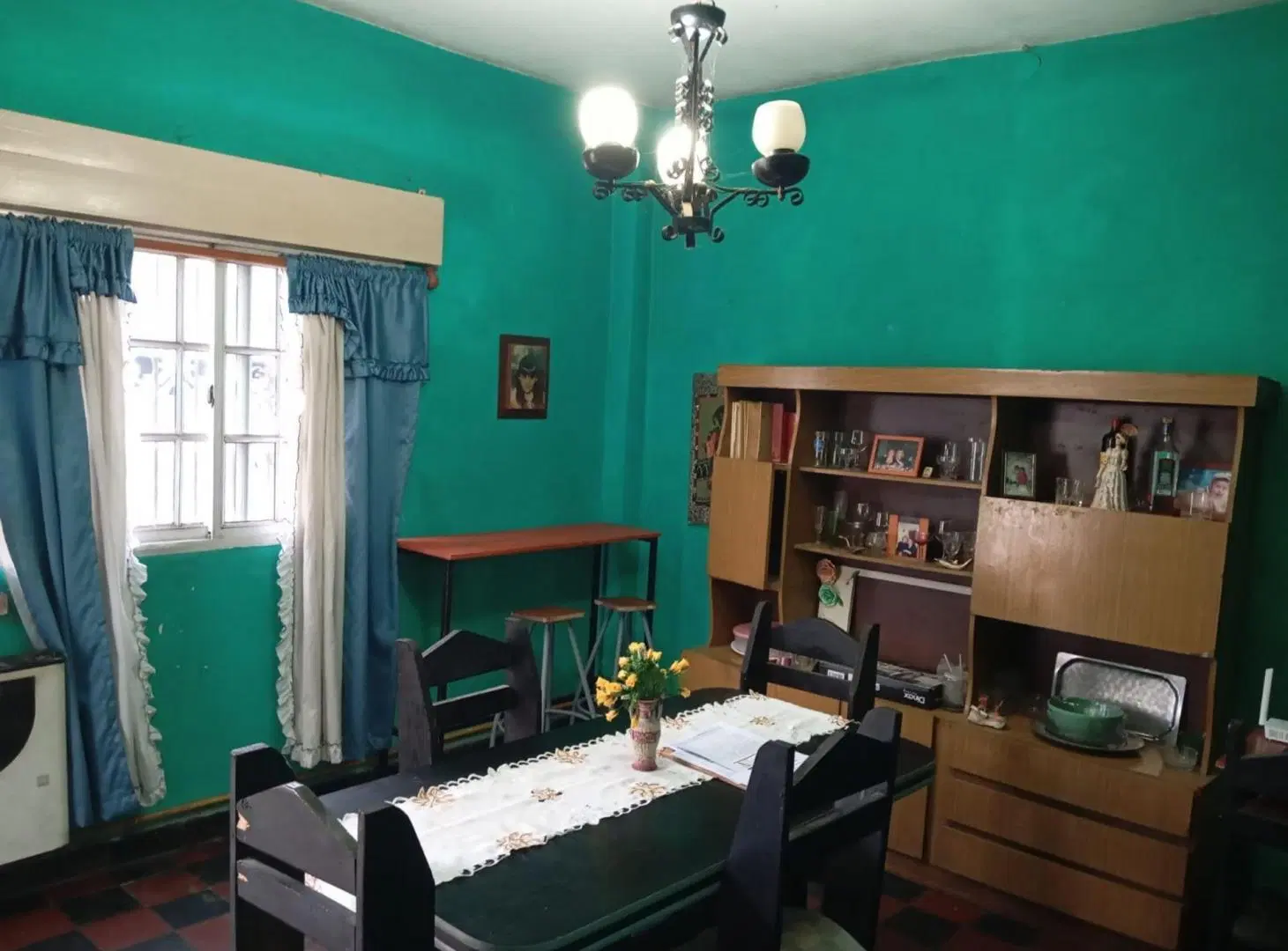 CASA 3 DORMITORIOS VENTA BURZACO CON DEPTO INTERNO 5