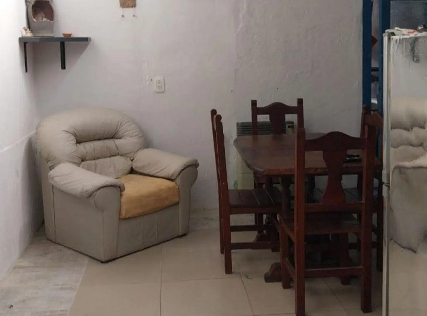CASA EN VENTA EN REMEDIOS DE ESCALADA 4