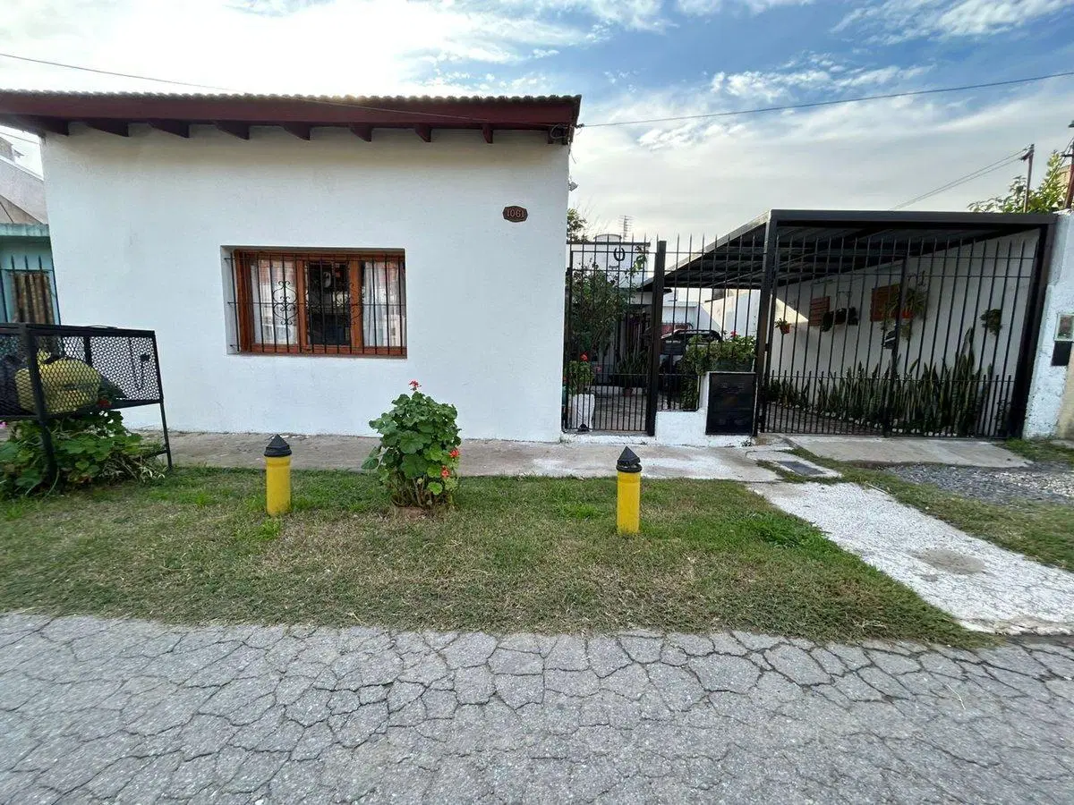 VENTA CASA EN LLAVALLOL 5 AMBIENTES OPORTUNIDAD! 3
