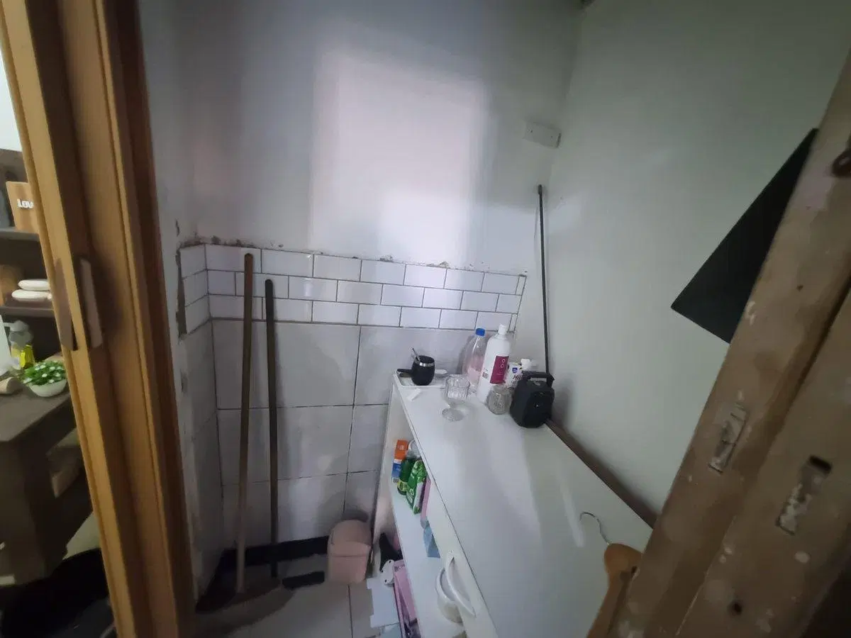 LOCAL VENTA HIPOLITO IRIGOYEN 7100 LOMAS DE ZAMORA 1