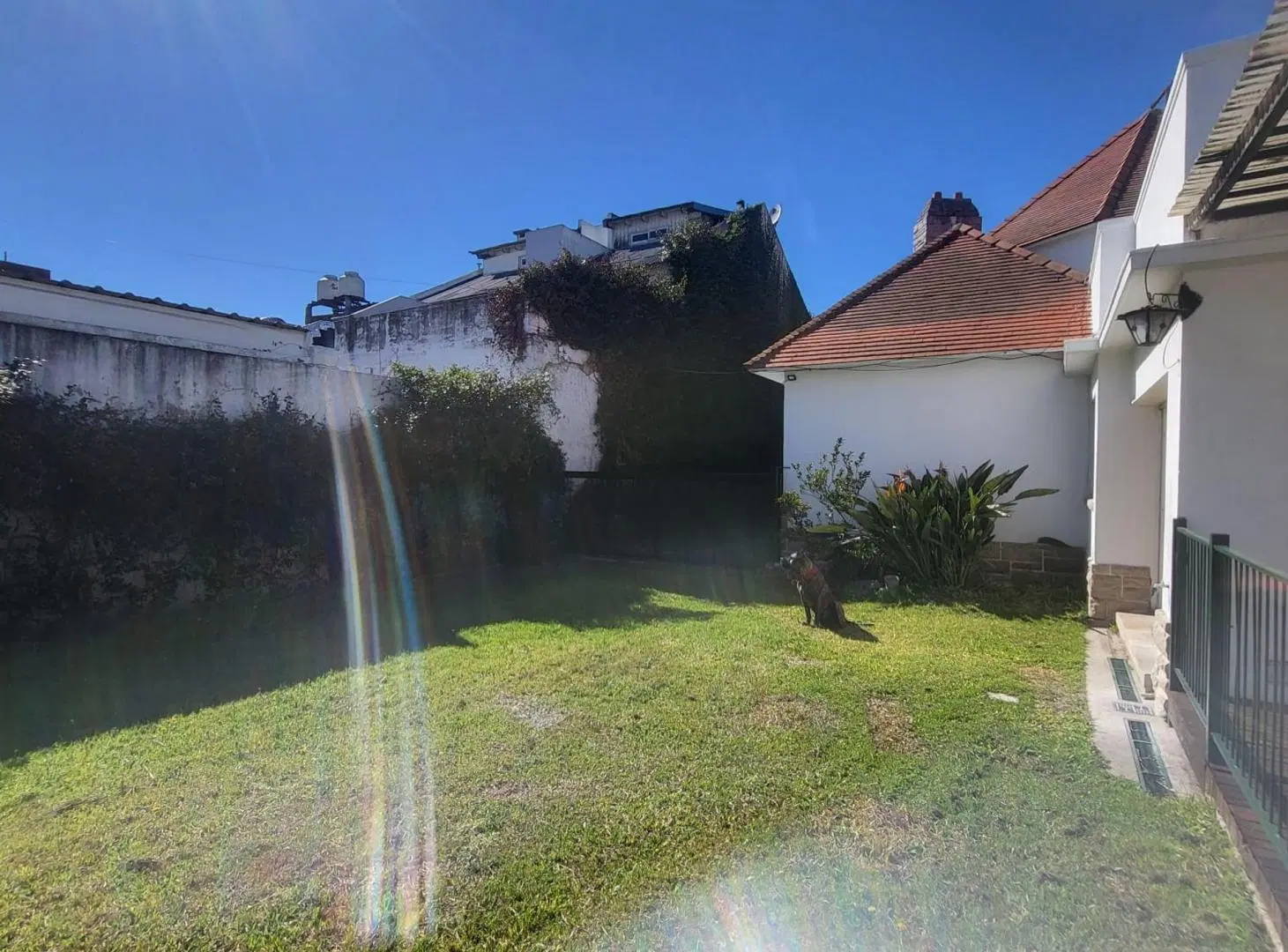 CHALET  DE 7 AMBIENTES EN ALQUILER EN TEMPERLEY 8