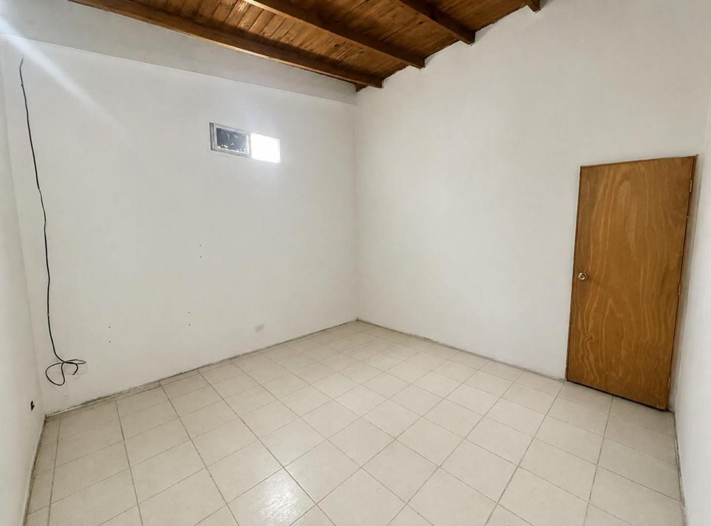 Foto de ALQUILER casa 3 ambientes en Zeballos F.Varela, imagen 5