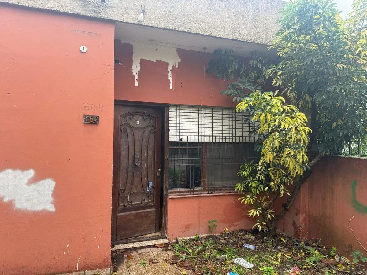 VENTA LOTE  EN LONGCHAMPS 2