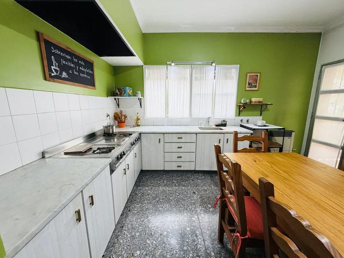 Departamento en PH venta 5 ambientes Temperley 3