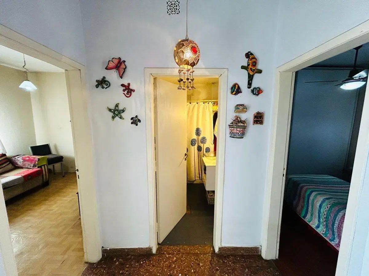 Casa 7 ambientes en venta en Burzaco 2