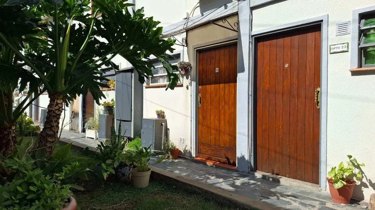 PH 3 AMBIENTES VENTA ESCALADA CON PATIO 1