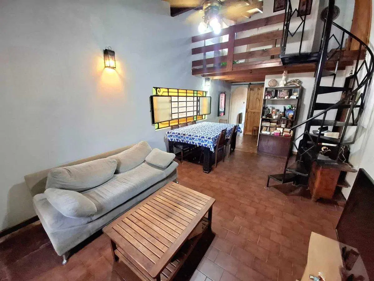 CASA 4 AMBIENTES VENTA TEMPERLEY JARDIN 2 FAMILIAS 4