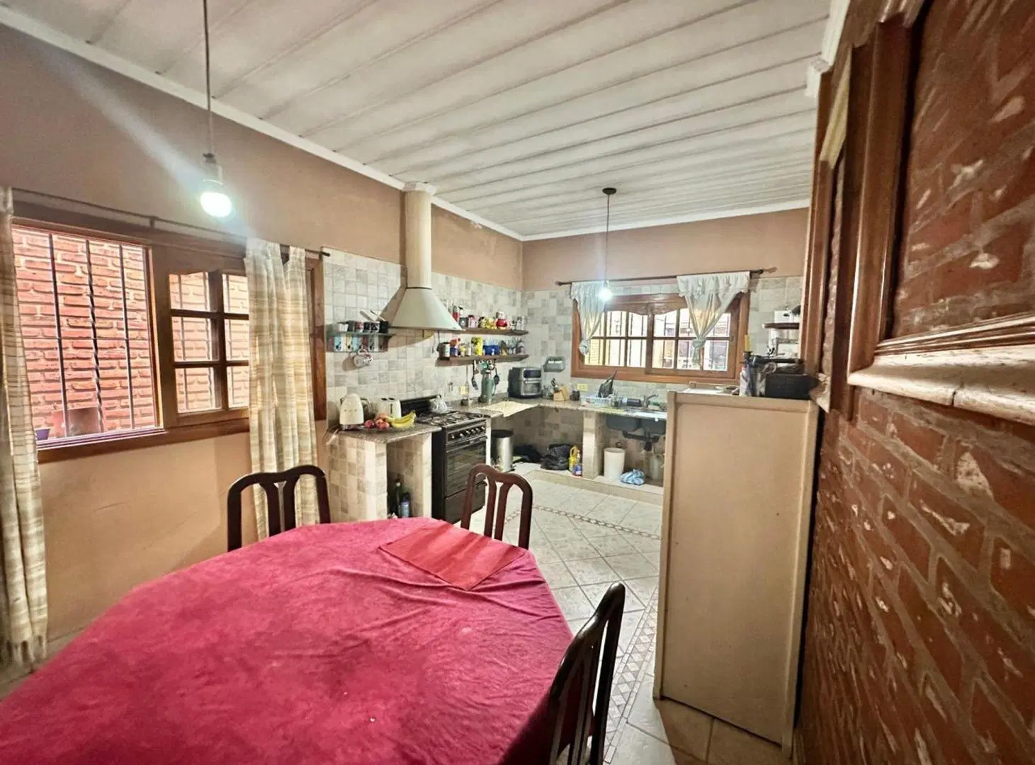 VENTA casa 4 amb parque y pileta WILDE Avellaneda 5
