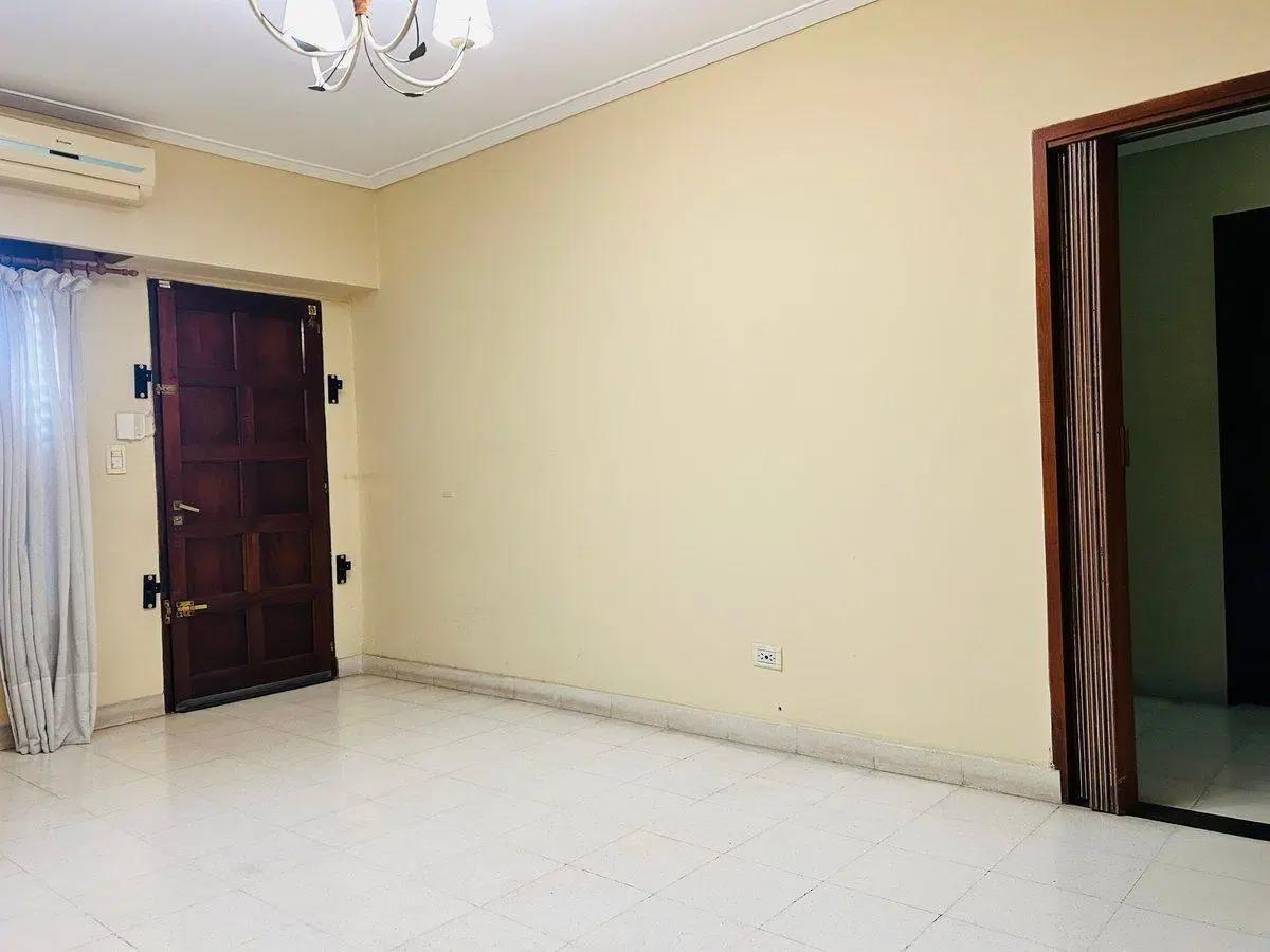 Venta casa 4 amb con parque, Apto Credito,Burzaco. 1