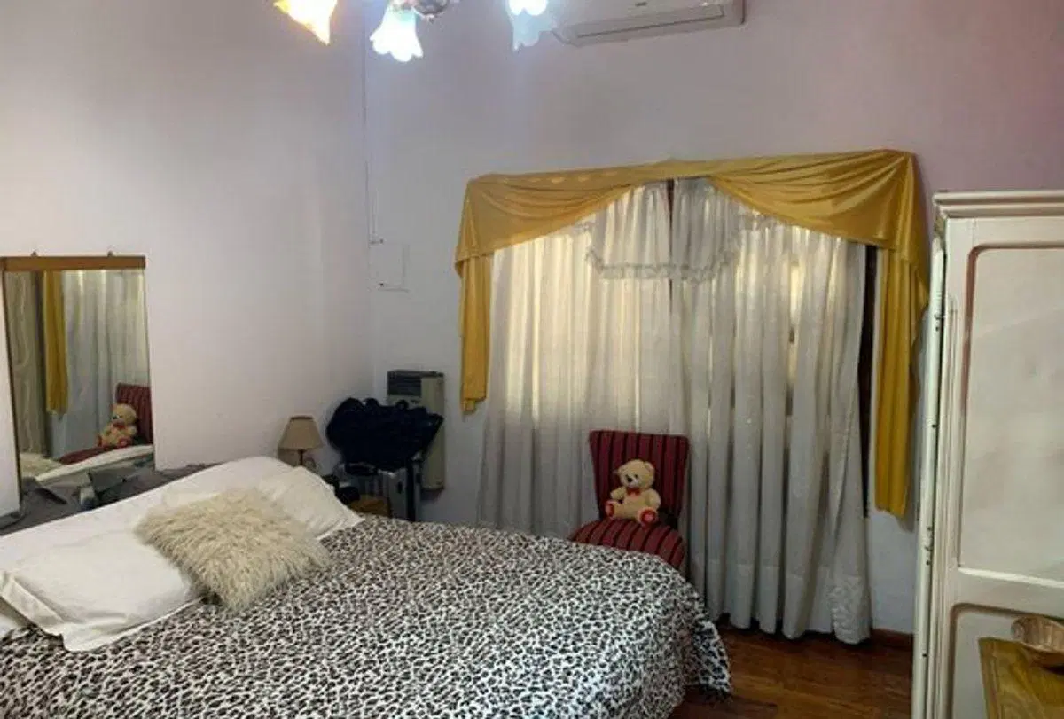 CASA 3 AMBIENTES EN VENTA  LOMAS DE ZAMORA 2