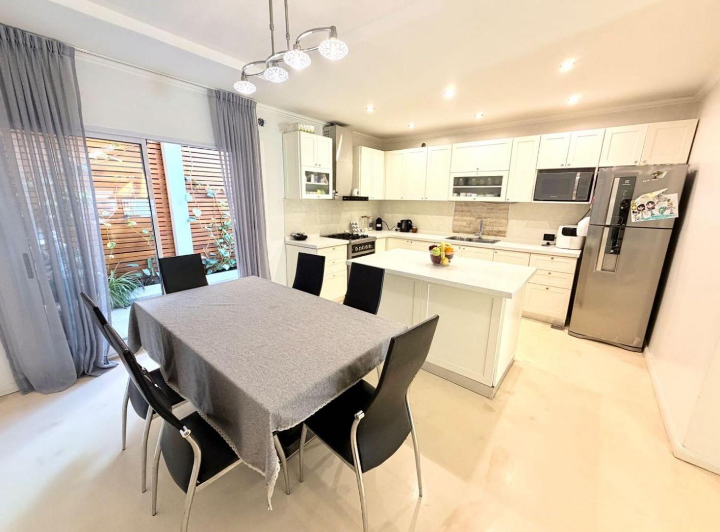 Foto de Casa de 4 ambientes en venta a estrenar en Adrogué, imagen 3