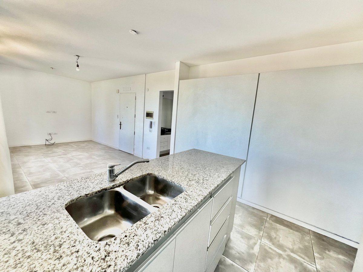 Foto de DEPARTAMENTO 2 AMB EN VENTA BANFIELD APTO CREDITO, imagen 3
