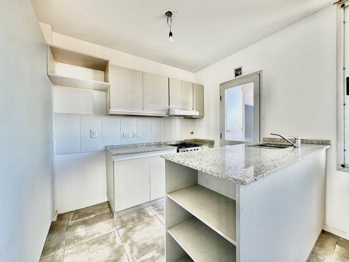 Foto de DEPARTAMENTO 2 AMB EN VENTA BANFIELD APTO CREDITO, imagen 1
