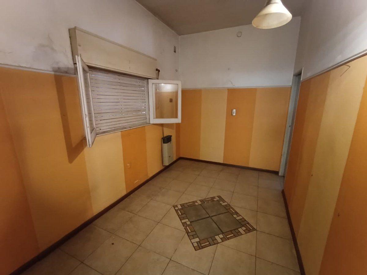 Foto de CASA 6 AMBIENTES EN VENTA LLAVALLOL, imagen 2