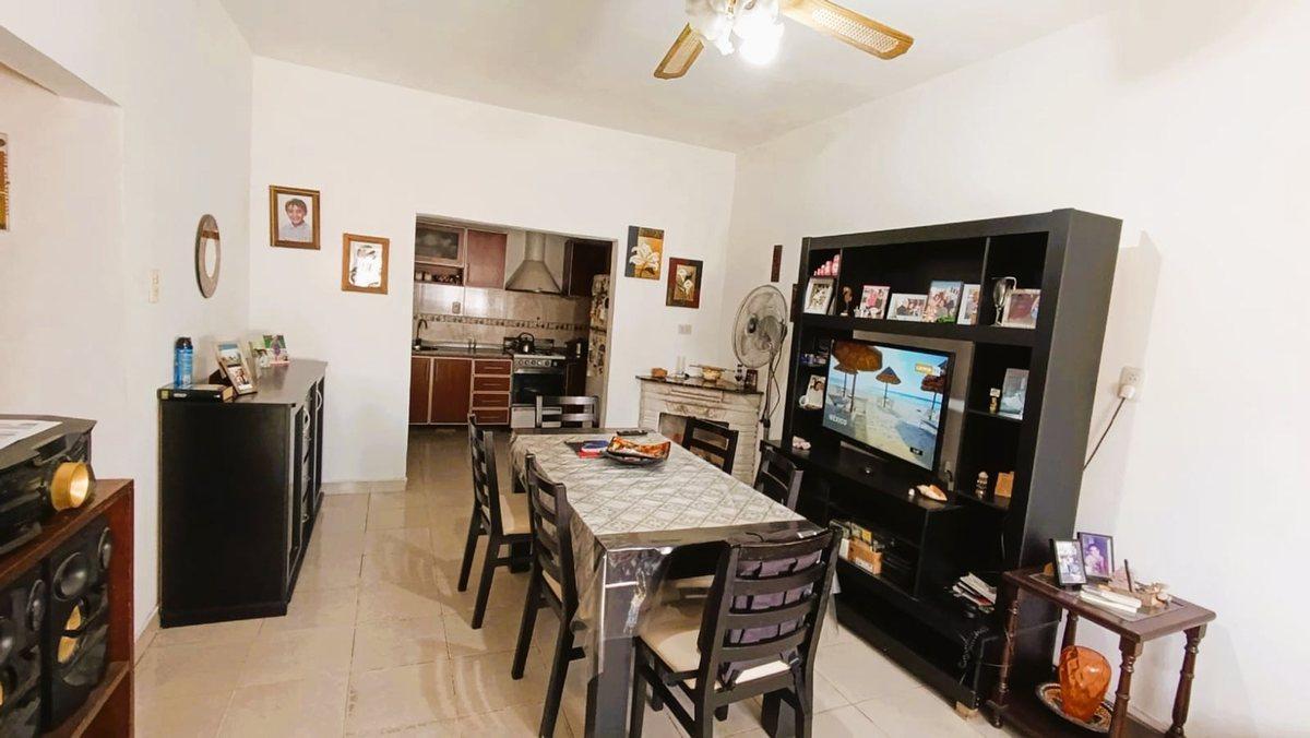 Foto de Casa con local en Lomas de zamora, Apta crédito, imagen 2