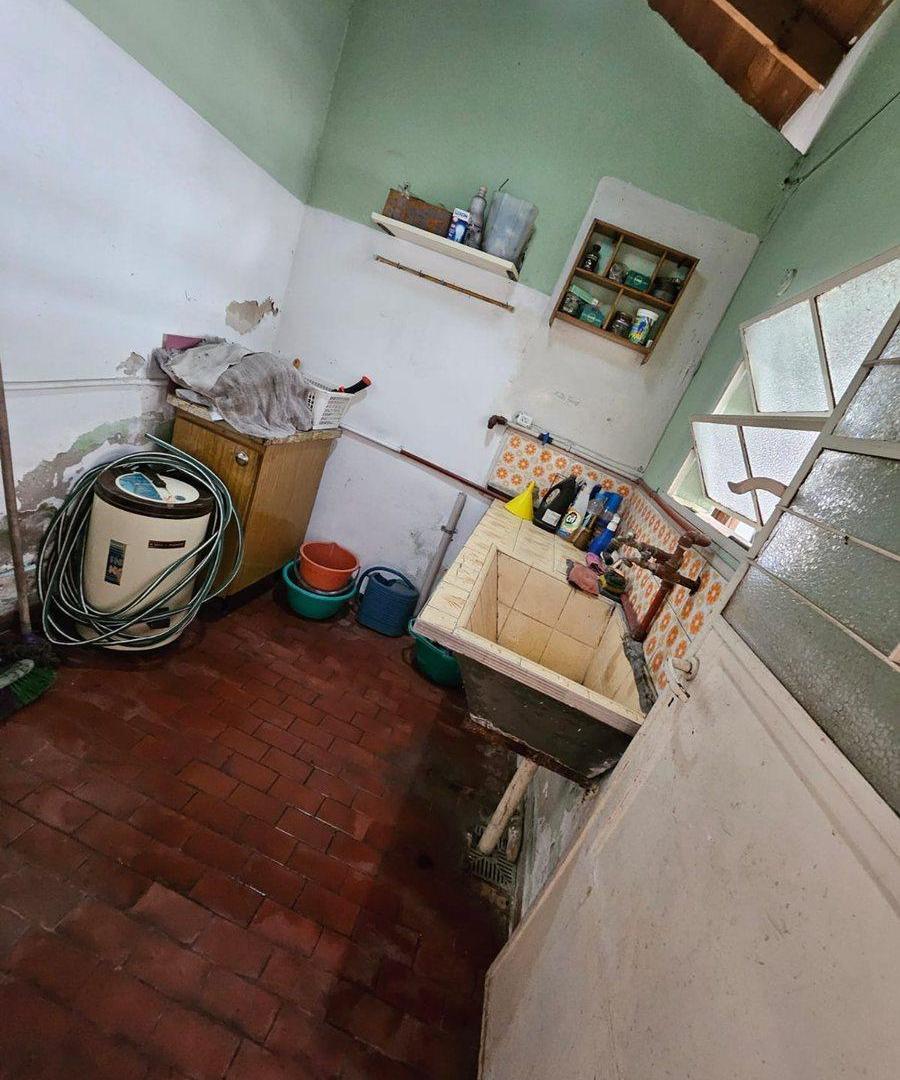 Foto de Casa 4 ambientes en venta en Lomas de Zamora, imagen 4