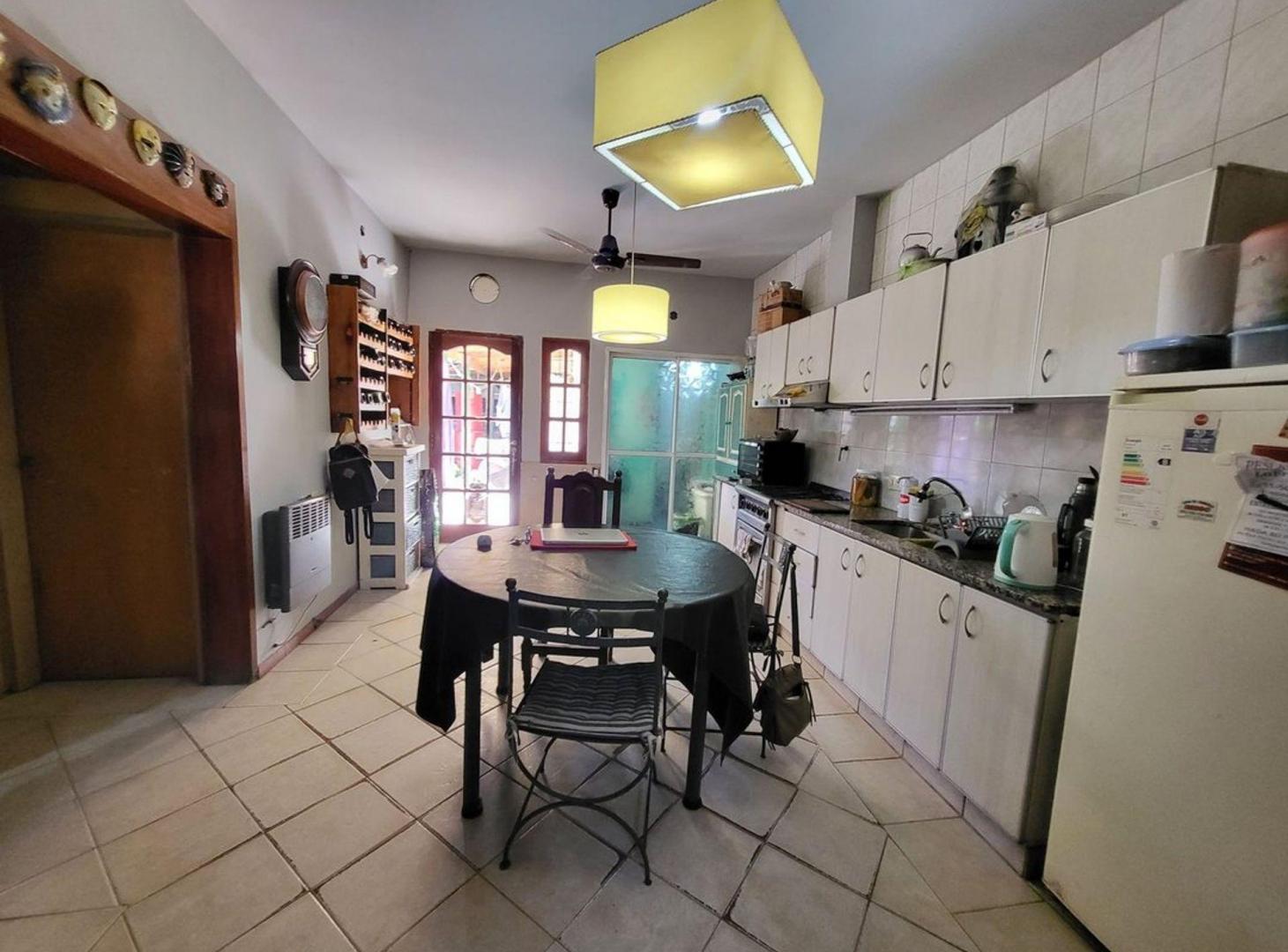 Foto de CASA 3 AMBIENTES EN VENTA TEMPERLEY CON PARQUE, imagen 4