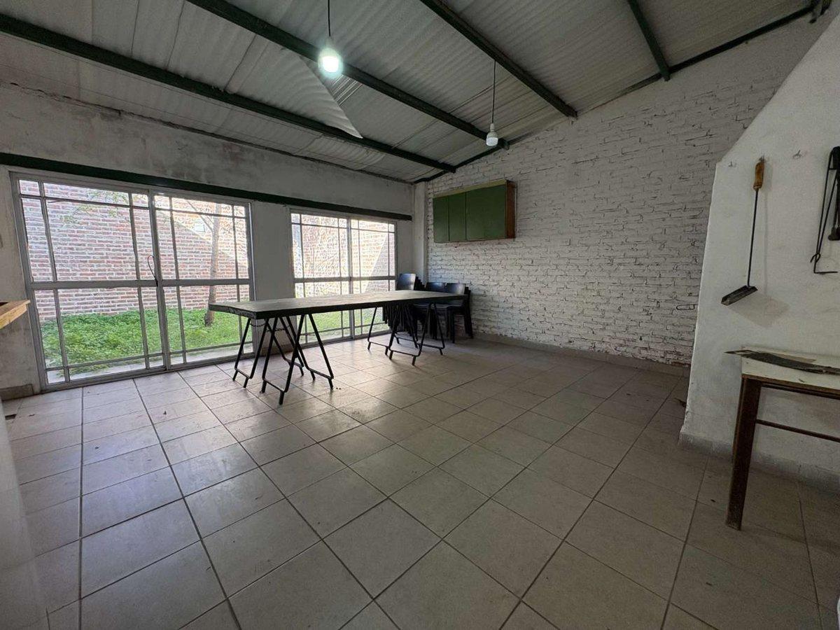 Foto de Galpon C/Depto en venta en Malvinas Argentinas, imagen 5