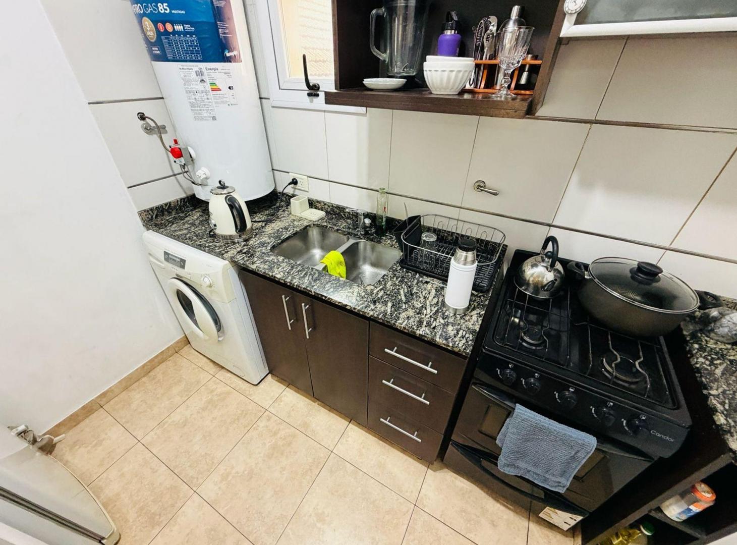 Foto de Departamento 2 ambientes en venta Lomas de Zamora, imagen 2