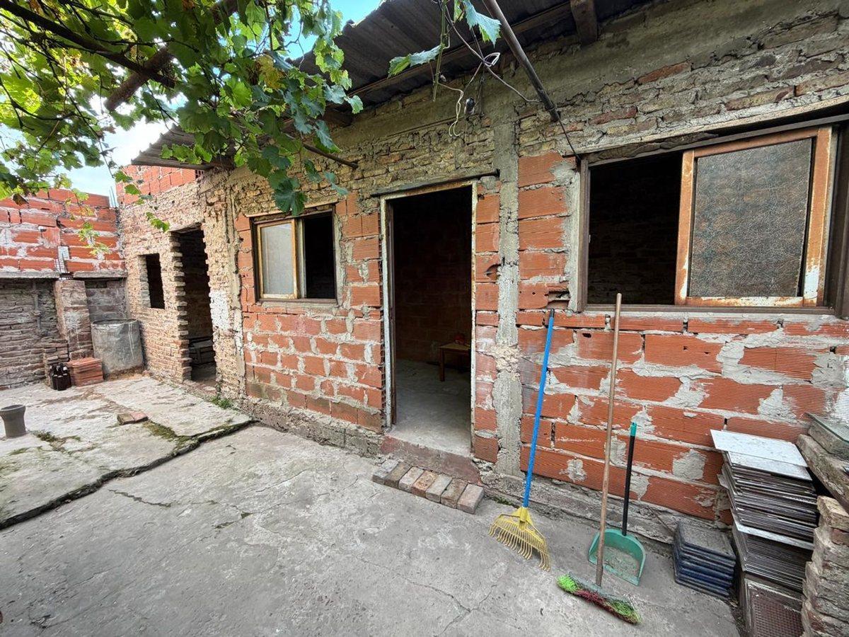 Foto de OPORTUNIDAD CASA 3 DORM CENTENARIO A REFACCIONAR, imagen 4