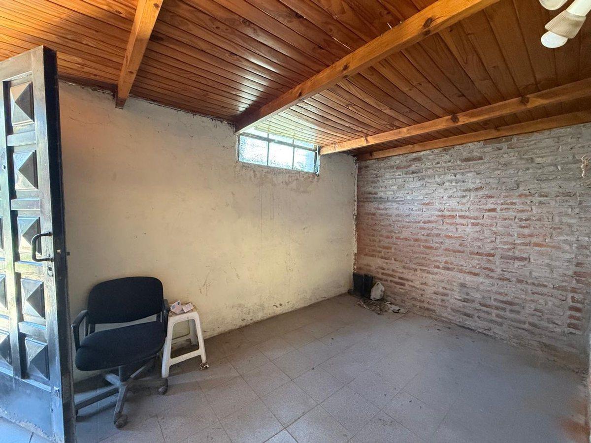 Foto de AMPLIO GALPON EN VENTA, imagen 2