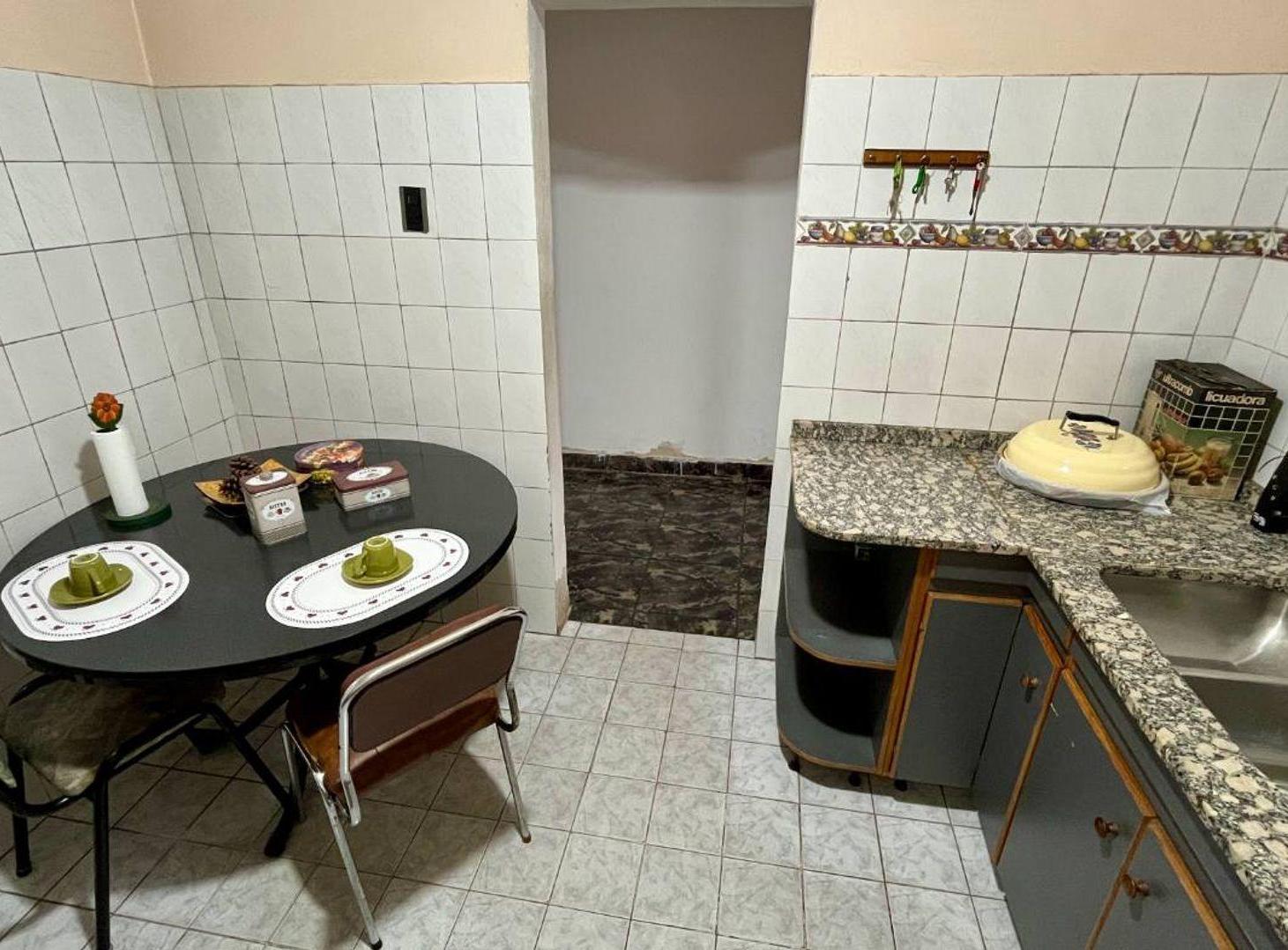 Foto de Casa 3 ambientes en venta importante esquina, imagen 2