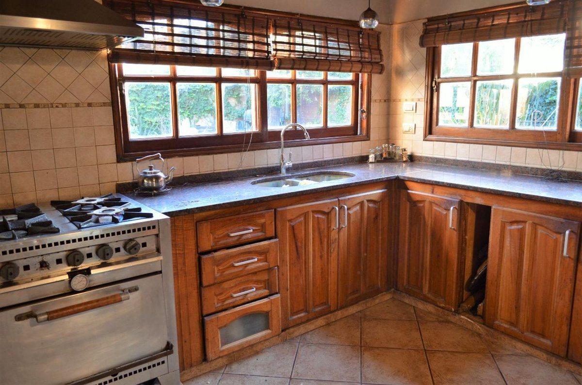 Foto de VENTA CASA 5 AMBIENTES EN LONGCHAMPS FINANCIA, imagen 2