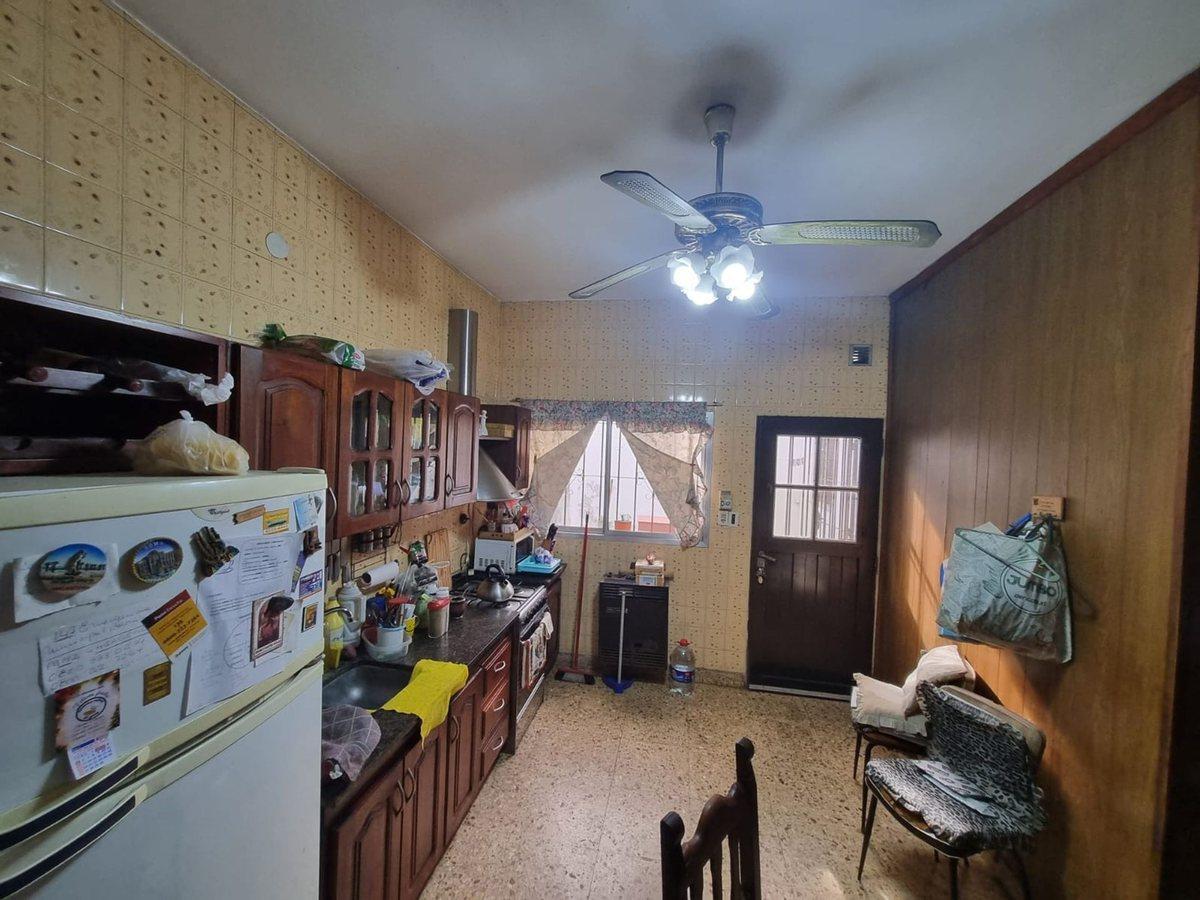 Foto de CASA 4 AMBIENTES VENTA LONGCHAMPS APTA CREDITO, imagen 2