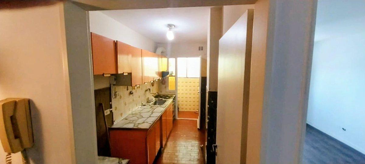Foto de DPTO, 4 AMBIENTES EN VENTA EN BANFIELD IMPERDIBLE, imagen 2