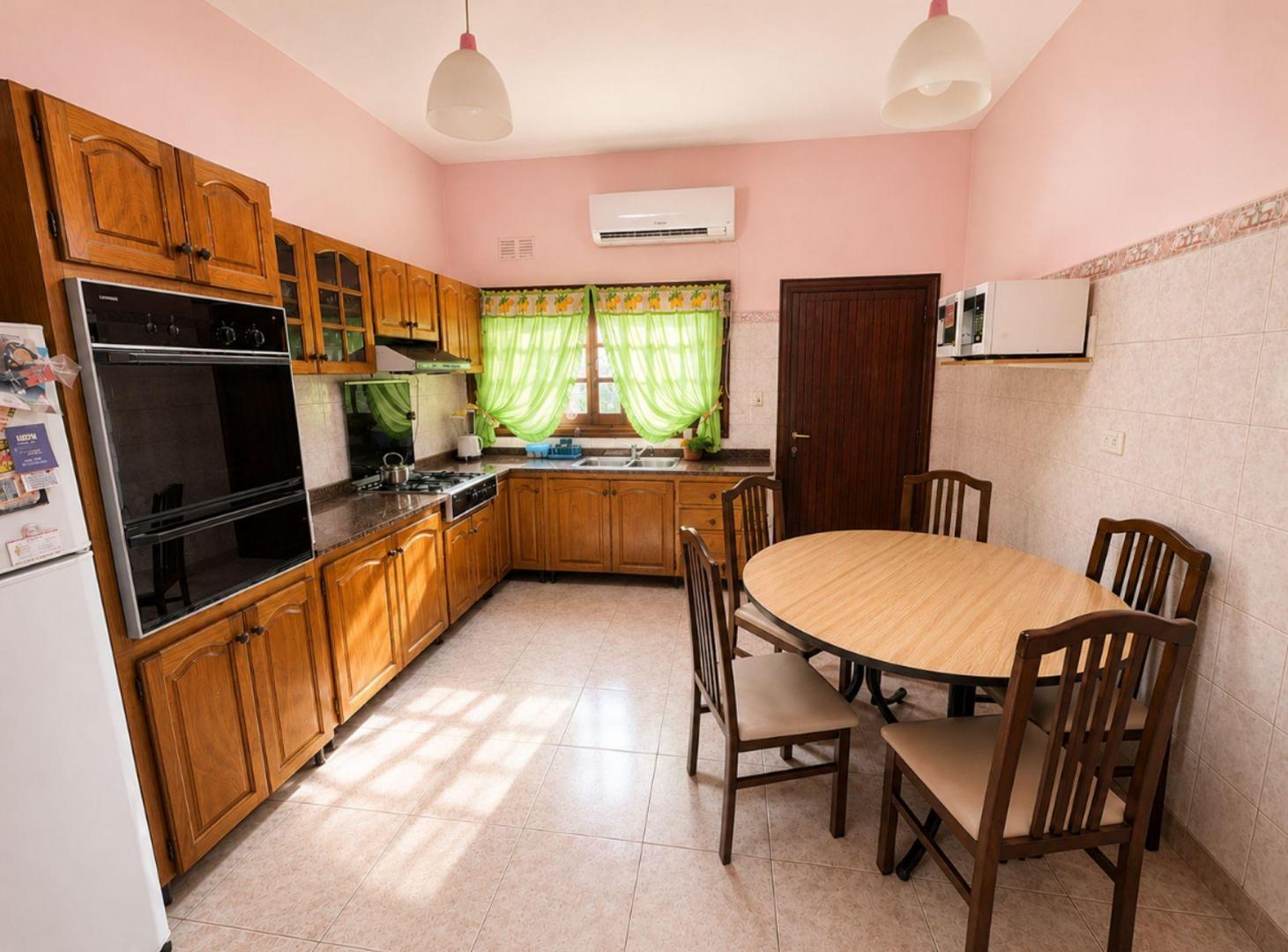 Foto de Casa 5 ambientes en venta San José c/amplio jardín, imagen 5
