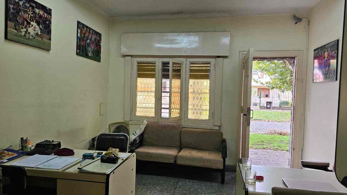Foto de VENTA GALPON Y DEPARTAMENTO EN LOMAS DE ZAMORA, imagen 3