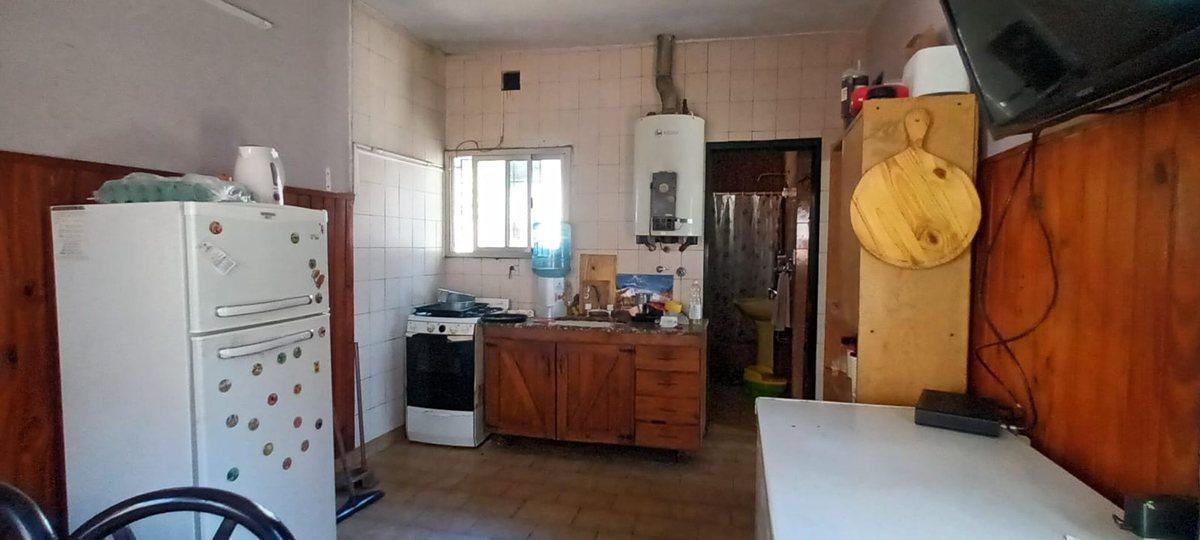 Foto de CASA 3 AMBIENTES VENTA LONGCHAMPS AMPLIO PATIO, imagen 2