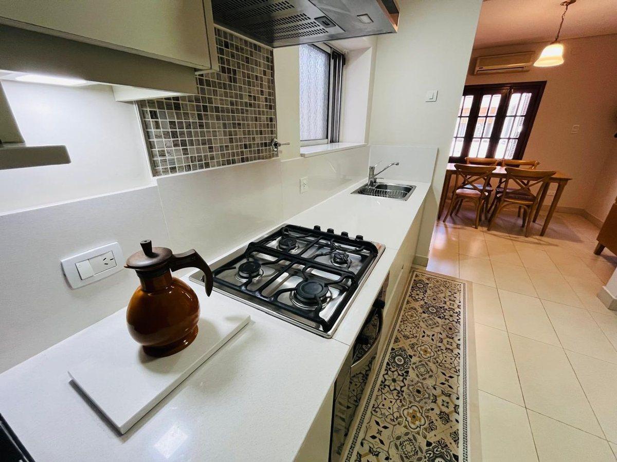 Foto de CASA 4 AMBIENTES VENTA PILETA APTA CREDITO LOMAS, imagen 2