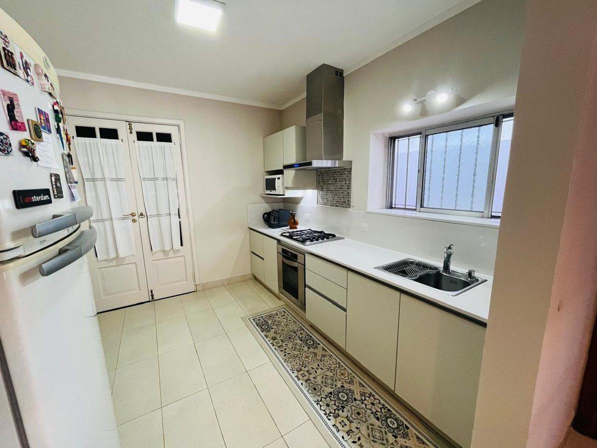 Foto de CASA 4 AMBIENTES VENTA PILETA APTA CREDITO LOMAS, imagen 4