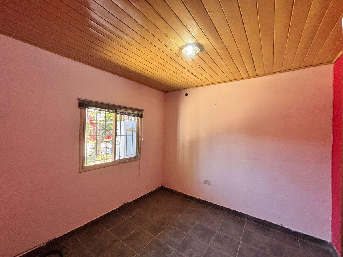 Foto de Deptos 2 ambientes en block en Rafael Calzada, imagen 2