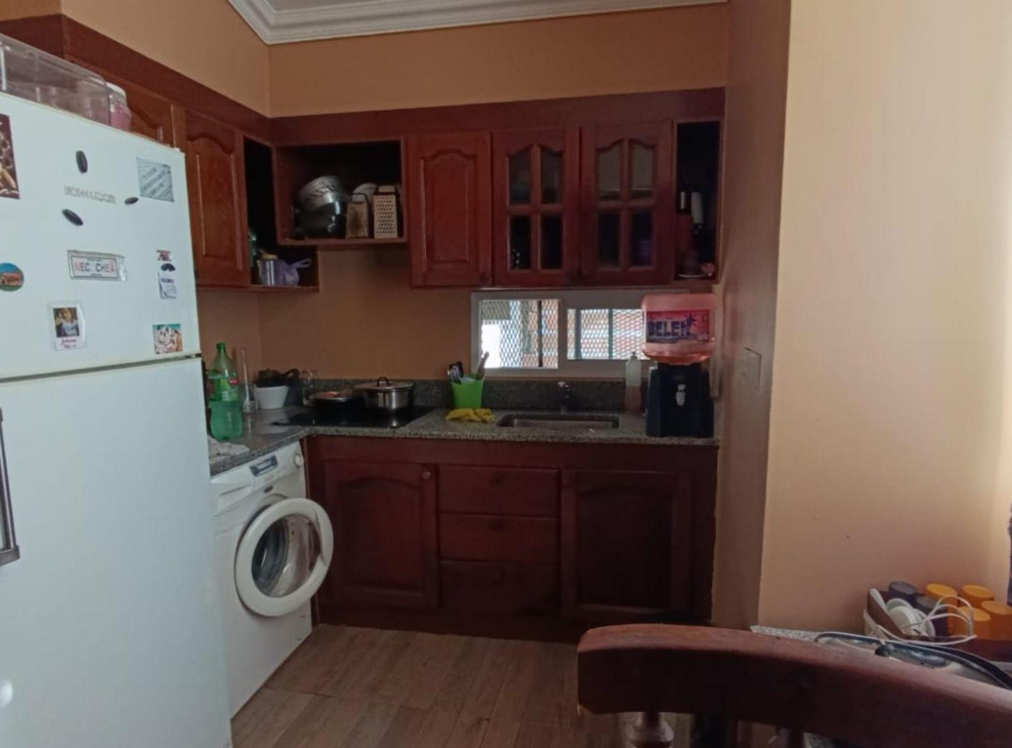 Foto de VENTA VIVIENDA MULTIFAMILIAR 6 DPTOS C/RENTA BUDGE, imagen 2