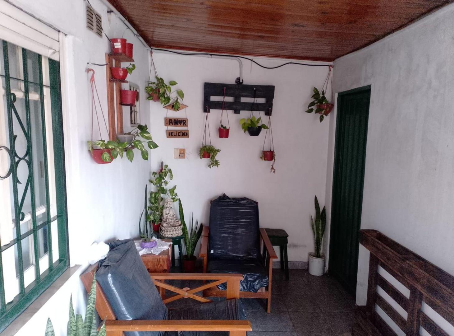 Foto de CASA CON PARQUE, Y GRAN POTENCIAL EN BURZACO, imagen 1