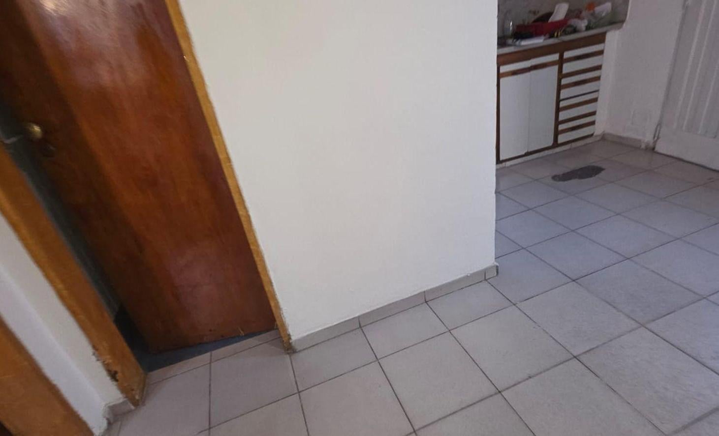 Foto de PH 3 AMBIENTES EN VENTA EN BURZACO, imagen 1