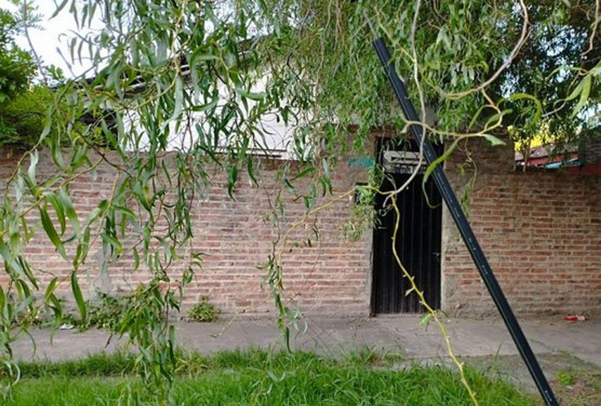 Foto de CASA EN VENTA A REFACCIONAR TEMPERLEY., imagen 1