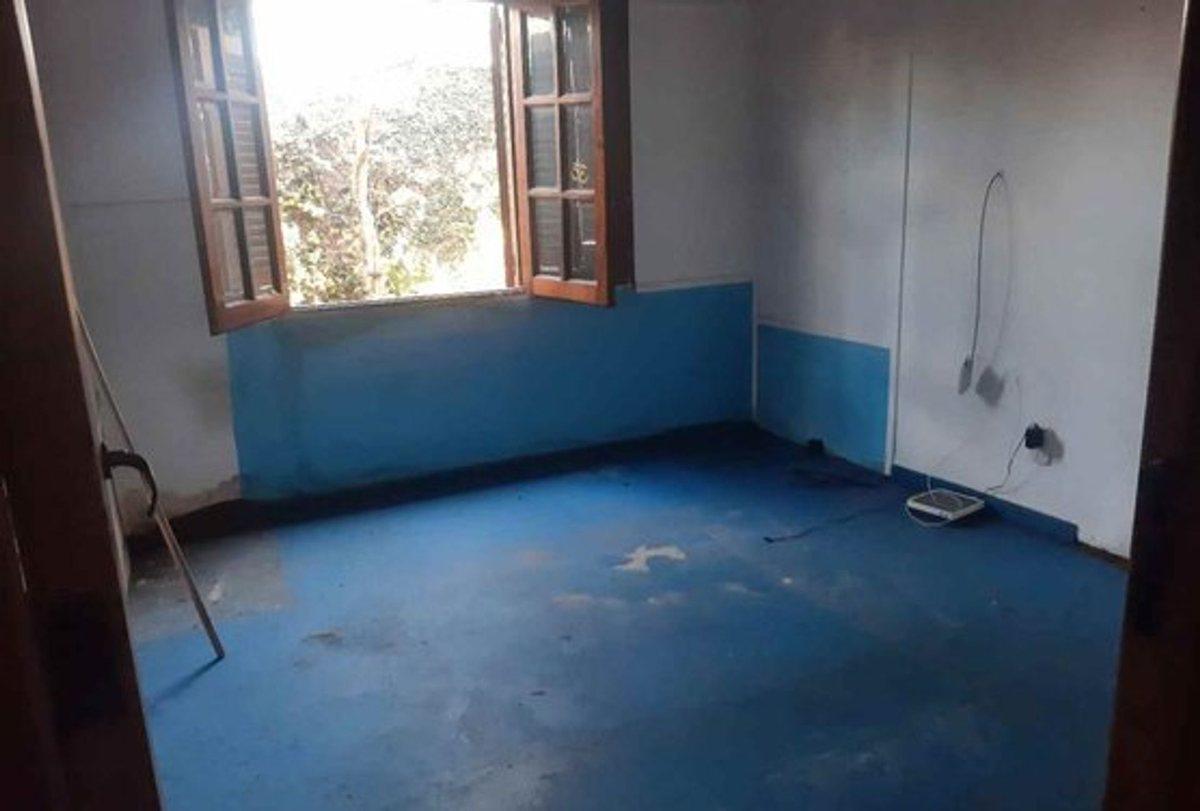 Foto de CASA EN VENTA A REFACCIONAR TEMPERLEY., imagen 2