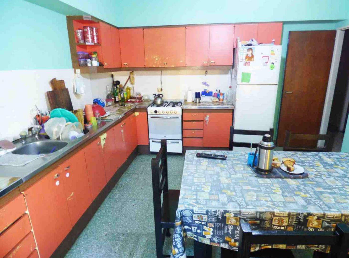 Foto de Casa PH al frente 3 amb en venta Lomas de Zamora, imagen 4