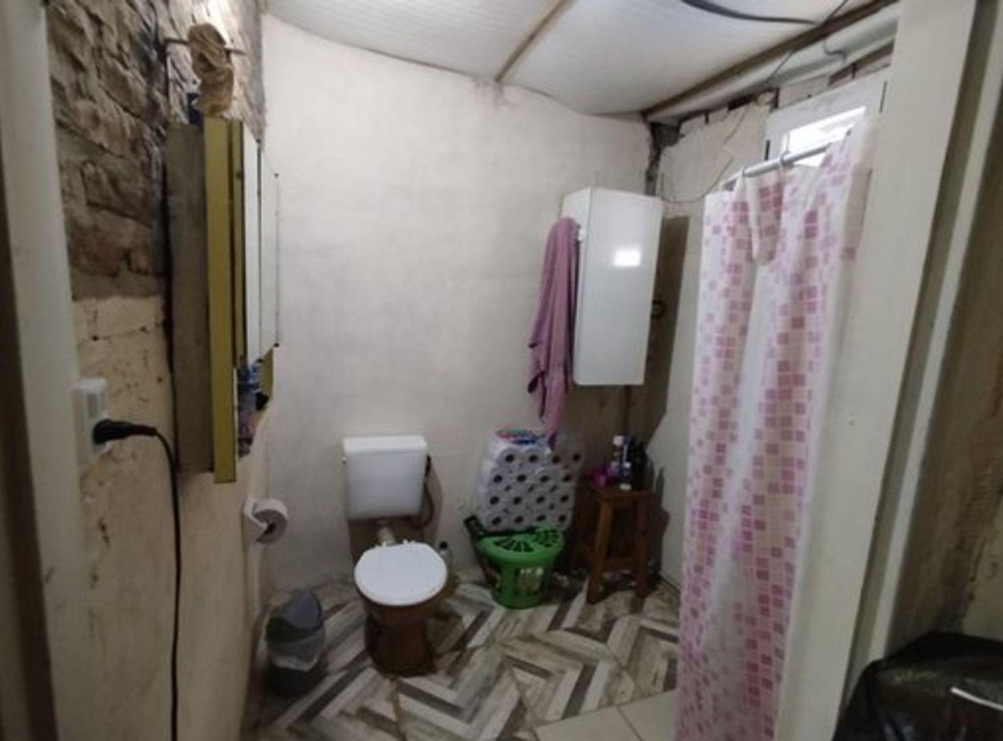 Foto de CASA 2 AMBIENTES VENTA CON LOTE LLAVALLOL, imagen 5