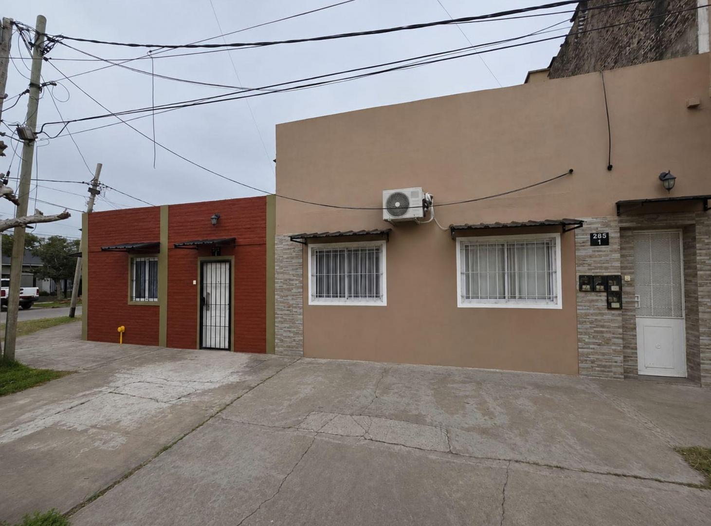 Foto de Dos casas en venta de 3 Amb c/u en Llavallol, imagen 4