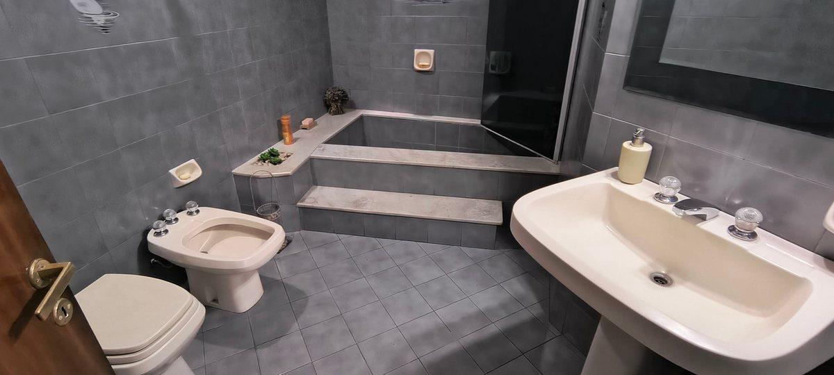 Foto de VENTA CASA 4 AMB BURZACO APTO CREDITO, imagen 5