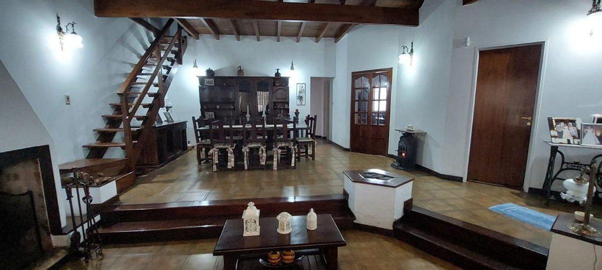 Foto de VENTA CASA 4 AMB BURZACO APTO CREDITO, imagen 1