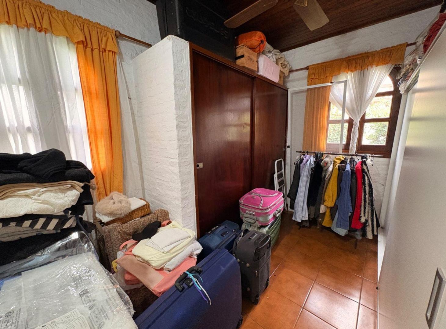 Foto de VENTA CASA 4 AMB C/JARDIN APTA CRED EL PARAISO, imagen 4