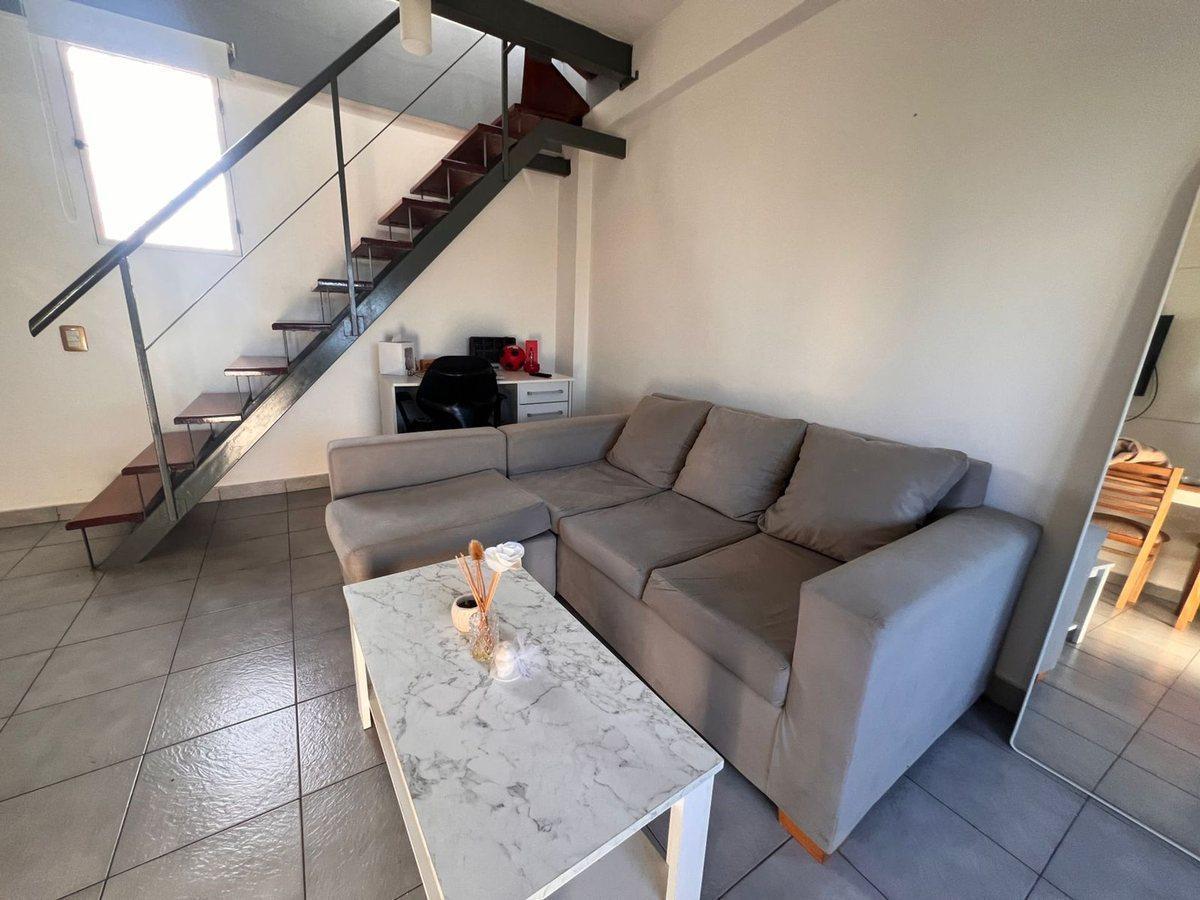 Foto de VENTA PH 2 AMBIENTES REMEDIOS DE ESCALADA, imagen 2