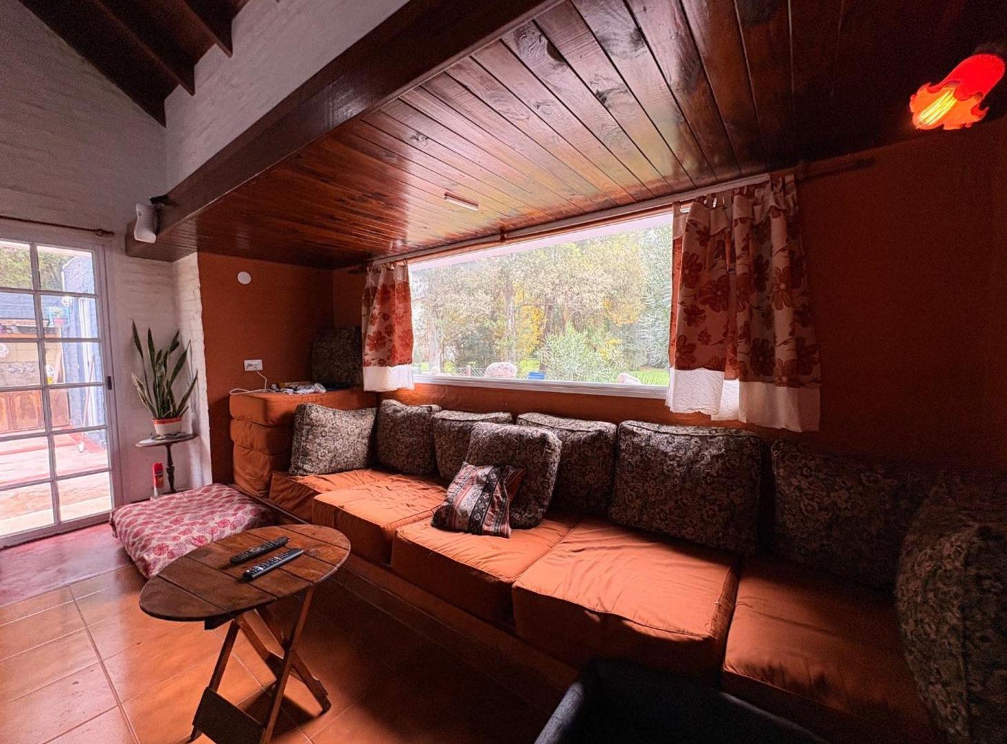 Foto de VENTA CASA 4 AMB C/JARDIN APTA CRED EL PARAISO, imagen 3